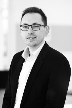 Schwarz Weiß Portrait von Tim Kraft